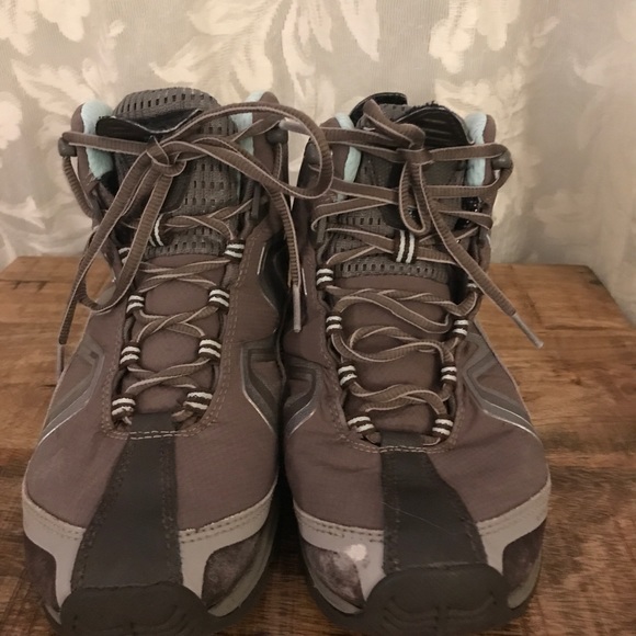 Columbia Hiking Boots - Picture 5 of 6